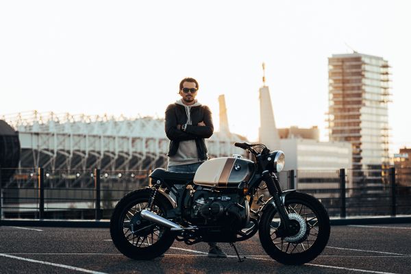 Personnaliser votre moto urbaine : idées créatives et trendy